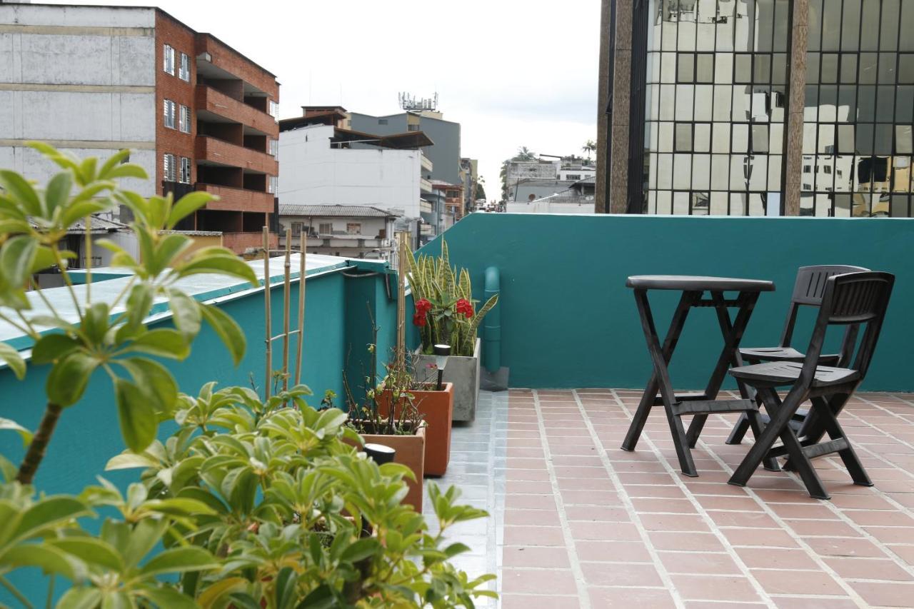 Golden Frog Manizales Hostel Exterior photo